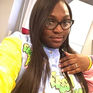 Meet your Posher, Aisha